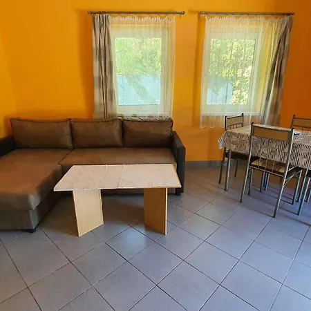 Near In Siofok-balaton 20002 Apartment