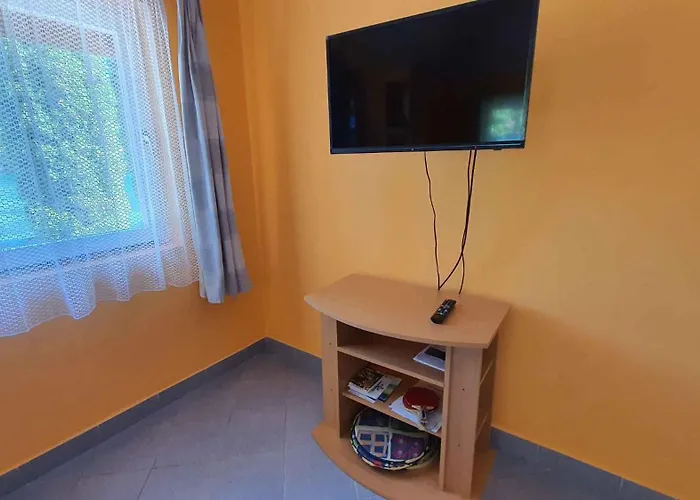 Near In Siofok-balaton 20002 *